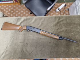 AIRGUN- A CROSSMAN MOD. 766 AUTO REPEATER .177 PUMP ACTION AIR RIFLE SERIAL NUMBER 280260206.