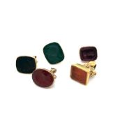 A COLLECTION OF FIVE FOBS WITH HARDSTONE ENGRAVED SEALS, UNHALLMARKED, ONE ASSESSED AS 18ct GOLD,