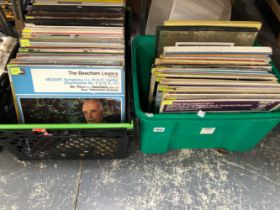 A LARGE QUANTITY OF CLASSICAL LP RECORDS