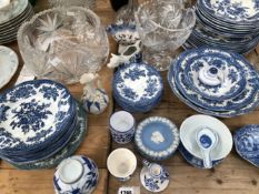 A QUANTITY OF BLUE AND WHITE DINNERWARES, GLASS DECANTERS, GLASSES ETC.