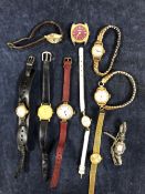 A QUANTITY OF LADIES VINTAGE WRIST WATCHES TO INCLUDE KERED, SMITHS, ACCURIST, LIGA, MONTINE,