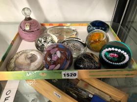 A CARNATION PAPERWEIGHTS, OTHER GLASS PAPERWEIGHTS TO INCLUDE ONE LABELLED MDINA