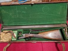 SHOTGUN (CERTIFICATE REQUIRED)- AN ENGLISH WESTLEY RICHARDS 12G. SIDE BY SIDE BOXLOCK NON EJECTOR.