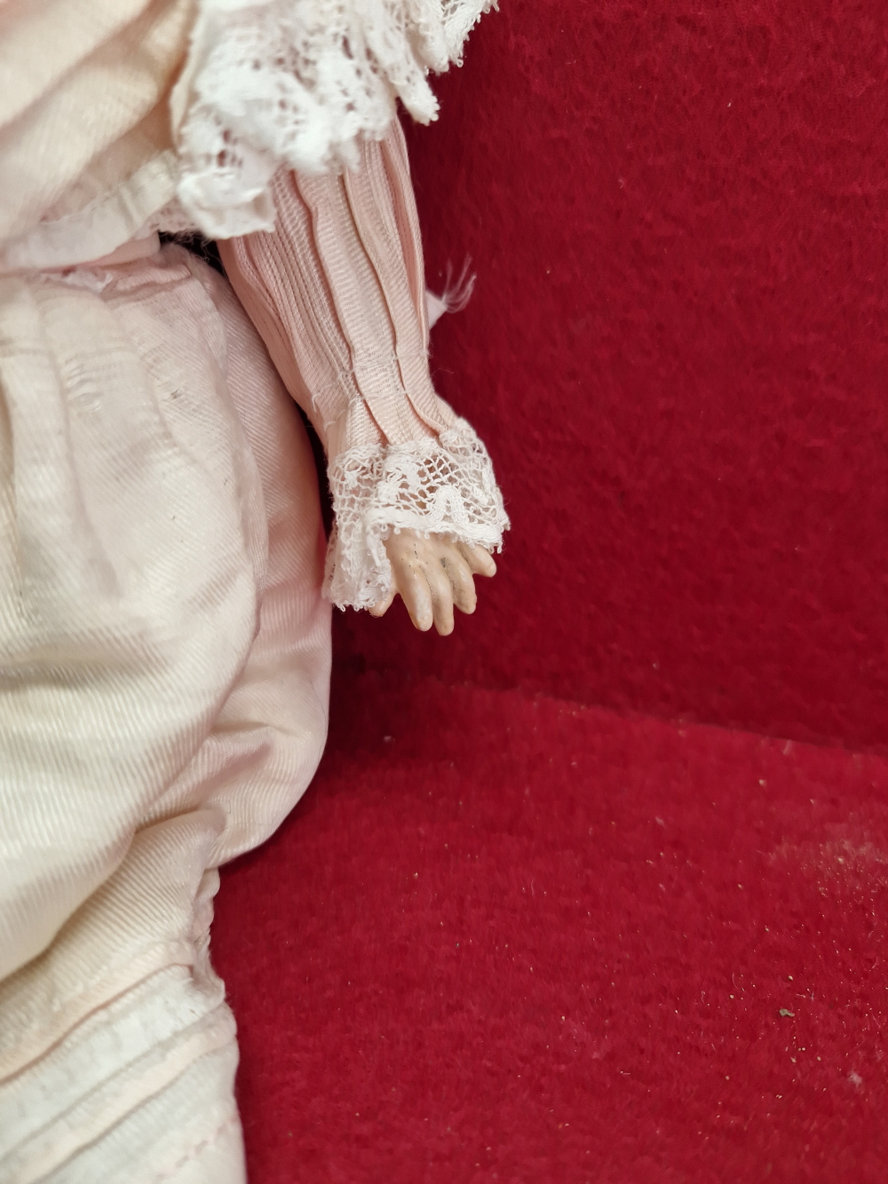 AN ARMAND MARSEILLE 390 BISQUE HEADED DOLL WITH SLEEPING EYES AND OPEN MOUTH. H45cms. TOGETHER - Image 4 of 9