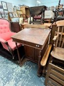 A VICTORIAN PINE CLERKS DESK WITH BRASS LABEL OF WARWICKSHIRE COUNTY COUNCIL