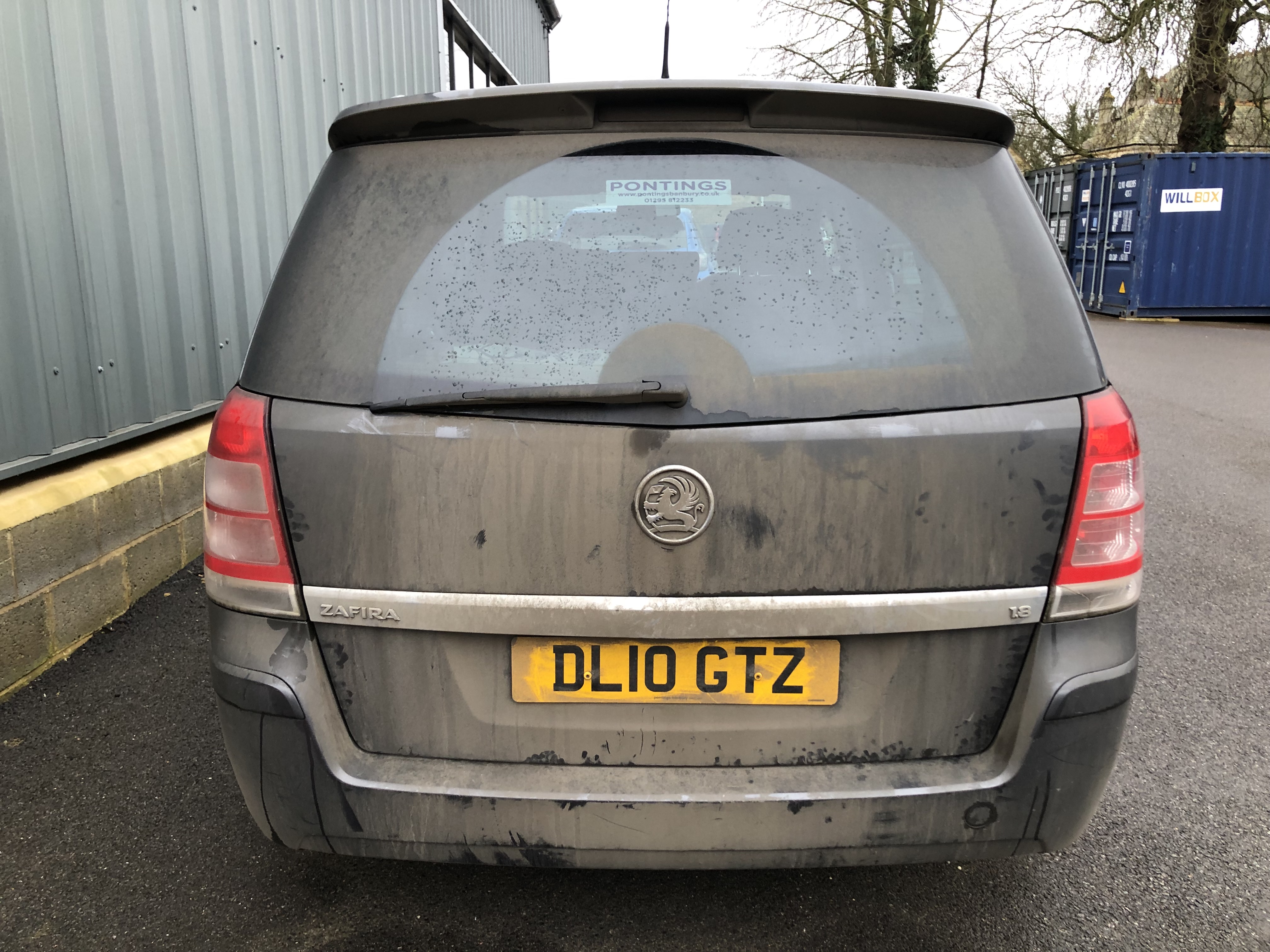 A 2010 VAUXHALL ZAFIRA 1.8 PETROL FOR SPARES OR REPAIRS (NON RUNNER) WITH 3+MONTHS MOT. - Image 8 of 11