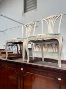 A PAIR OF EDWARDIAN PAINTED FRENCH STYLE BOUDOIR CHAIRS (2)