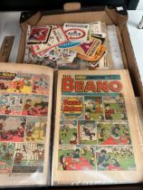 1970-80S BEANO MAGAZINES TOGETHER WITH BEER MATS