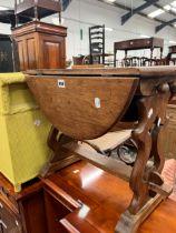 A VINTAGE LOOM TYPE LIFT TOP STOOL TOGETHER WITH A SMALL OAK OCCASIONAL TABLE (2)