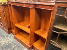 A YEW WOOD INLAID BREAKFRONT BOOKCASE, TOGETHER WITH A SIMILAR CABINET (2)
