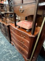 A MAHOGANY GEORGIAN STYLE FOUR DRAWER CHEST WITH BRUSHING SLIDE