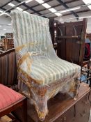 A LATE VICTORIAN UPHOLSTERED CARVED OAK SIDE CHAIR