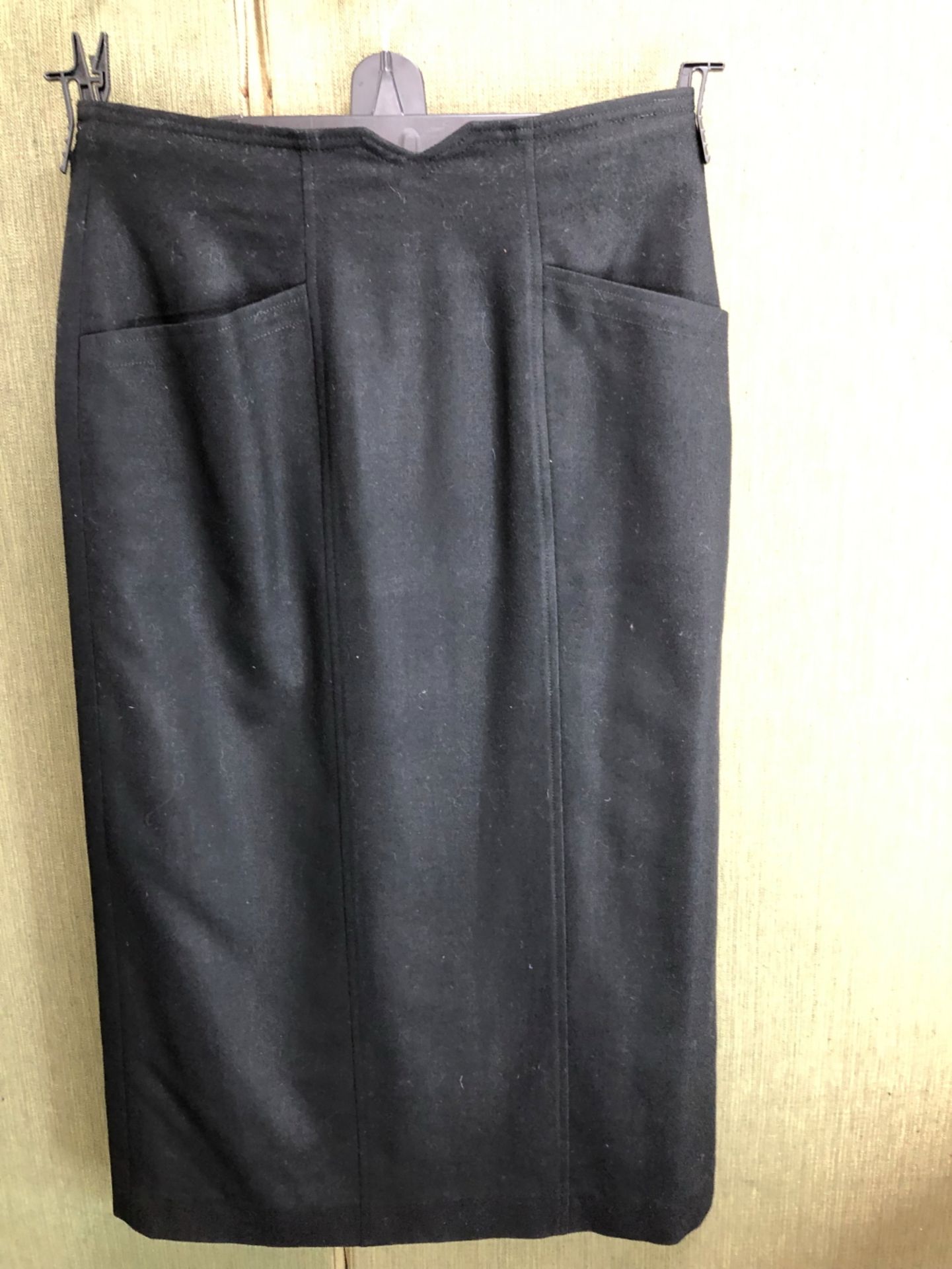 A LOUIS FERAUD BLACK WOOL SKIRT, A PAIR OF CATHERINA HEPFER GREEN TROUSERS SIZE 38, A PLEATED - Image 11 of 18
