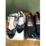 SHOES: A PAIR OF L.K BENNETT LONDON BLACK SNAKE SKIN EFFECT SANDALS WITH DUST BAG (BOXED) EU SIZE