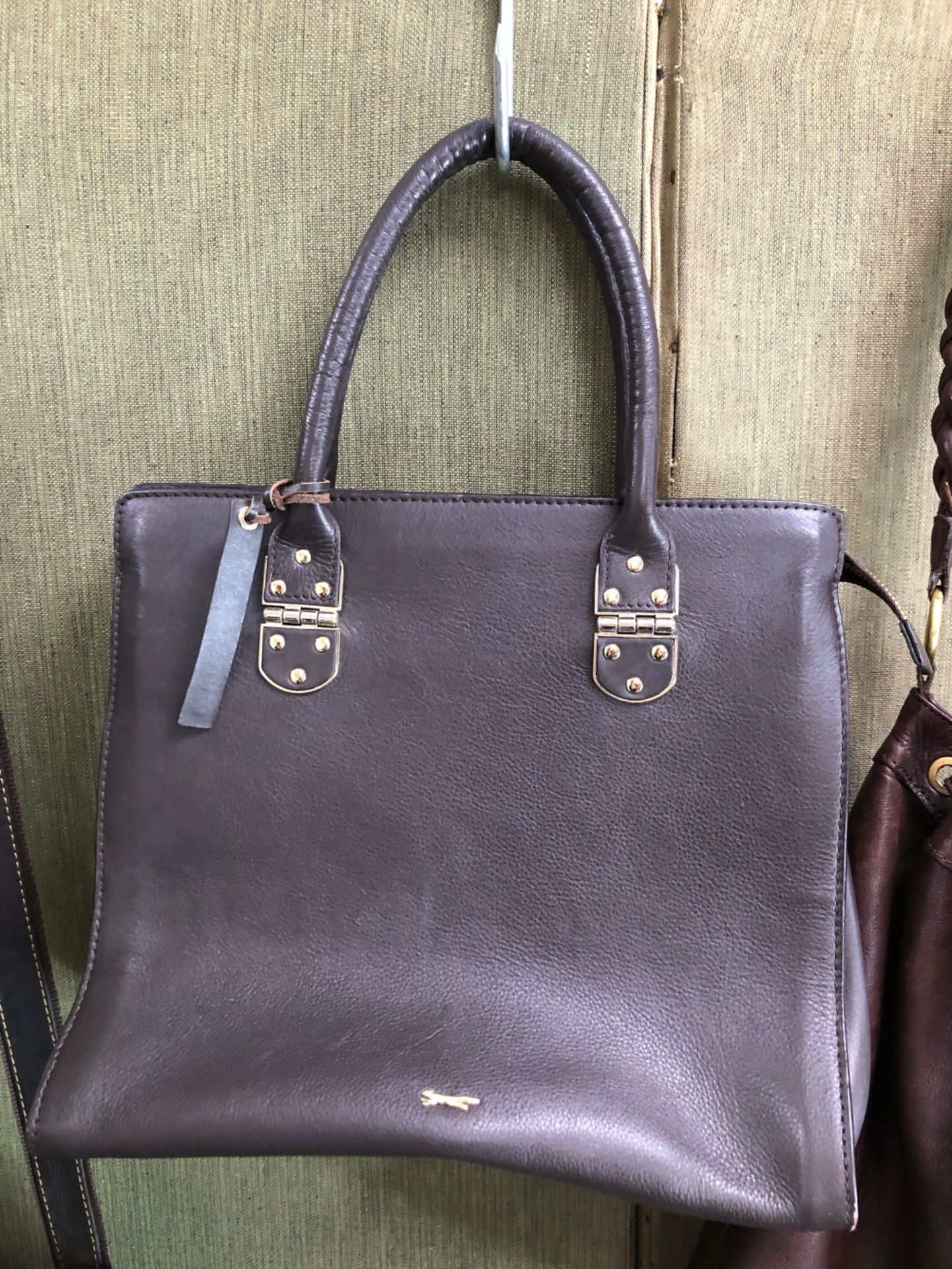 A ZARA WOMAN LARGE BROWN HANDBAG W 45cm, TOGETHER WITH A DARK BROWN LEATHER PAUL COSTELLOE BAG, A - Image 2 of 11