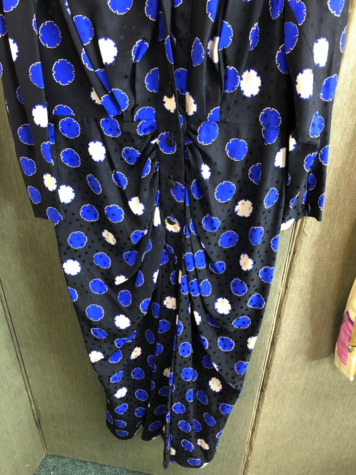 A LONG BLACK DRESS WITH BLUE AND CREAM SPOTS AND BUTTON FRONT, TOGETHER WITH A GEORGE GROSS SIZE - Image 3 of 9