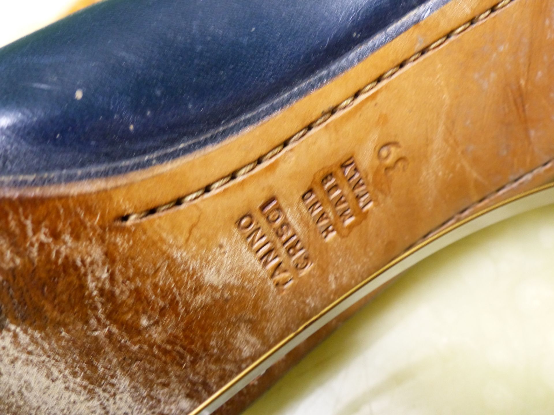 SHOES. TWO PAIRS TANINO CRISCI NAVY AND MUSTARD HEALS EUR SIZE 39. WHITE AND NAVY SLIP ON'S EUR SIZE - Image 8 of 8