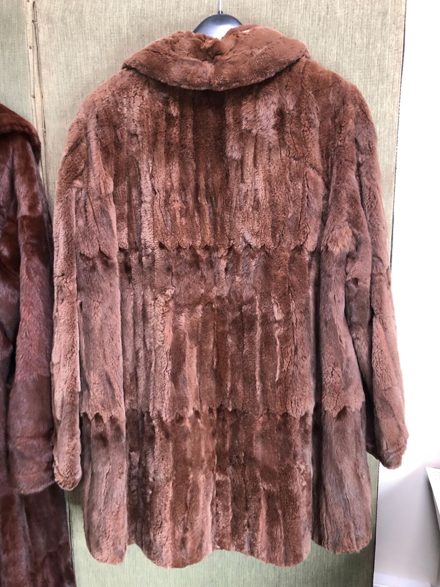 TWO MAXWELL CROFT LONDON LONG MINK COAT SHOULDER TO CUFF 63 cm SHOULDER TO HEM 109cm PIT TO PIT - Image 9 of 13