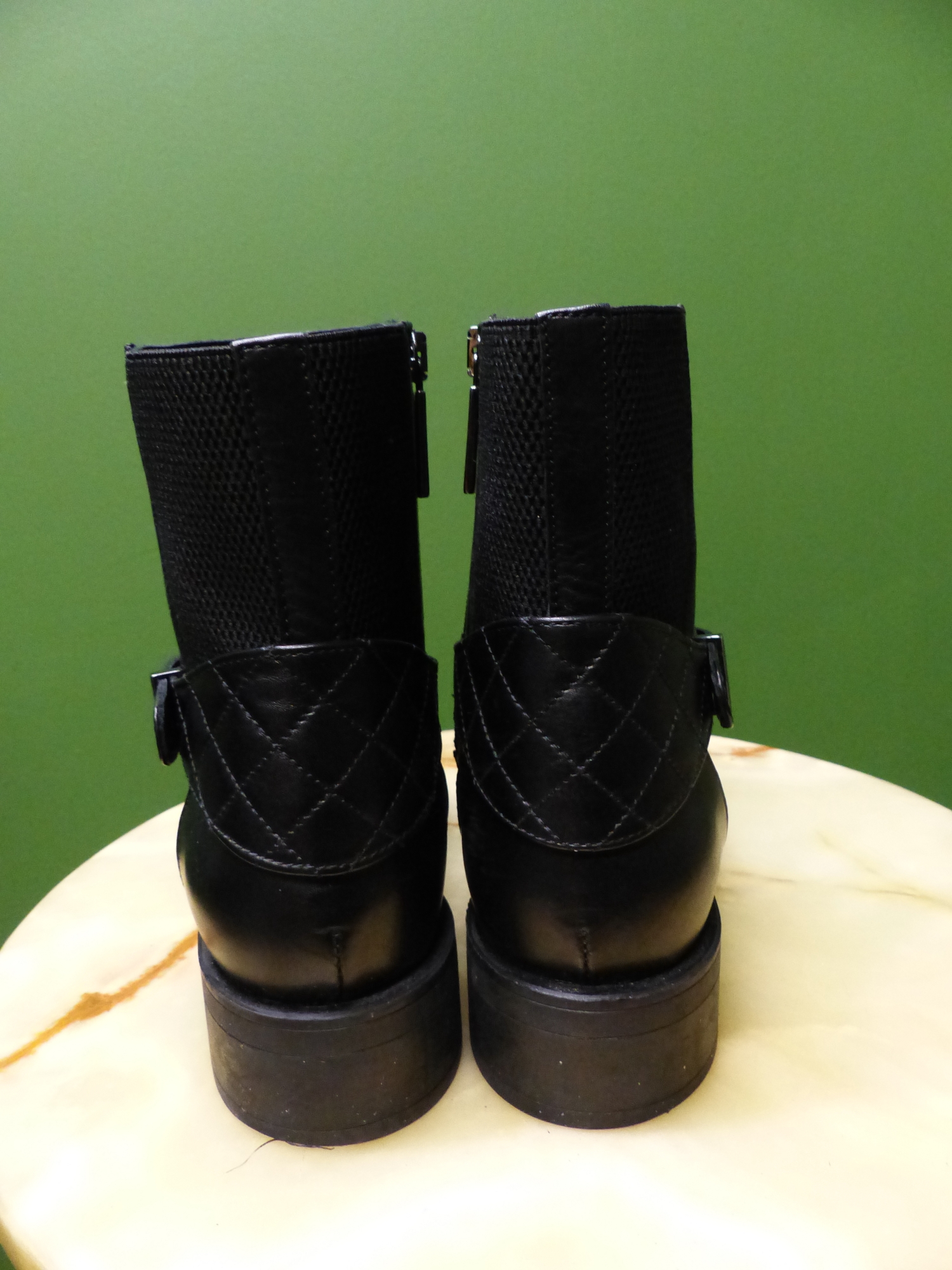 BOOTS. RUSSELL & BROMLEY BLACK UK SIZE 39. (WITH BOX) - Image 3 of 5