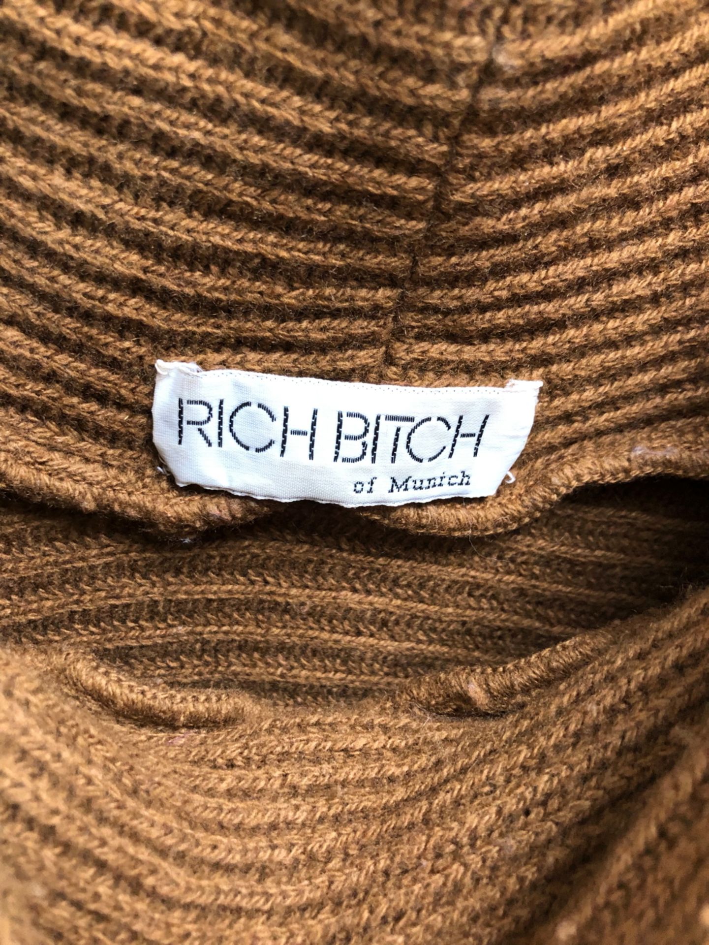 A BROWN RALPH LAUREN CASHMERE CARDIGAN WITH LEATHER ELBOW PADS, TOGETHER WITH BROWN RICH BITCH OF - Image 21 of 21