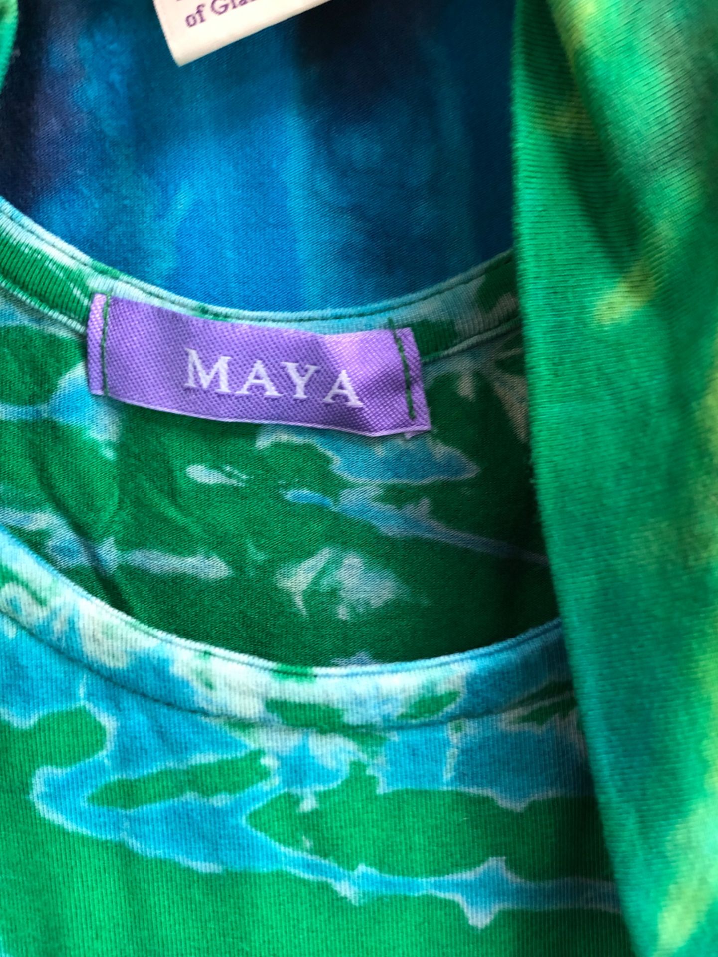 A MAYA OF GLASTONBURY LONG TIE DIE TSHIRT TOGETHER WITH A MAYA TIE DIE THIN JACKET (2) - Bild 2 aus 5