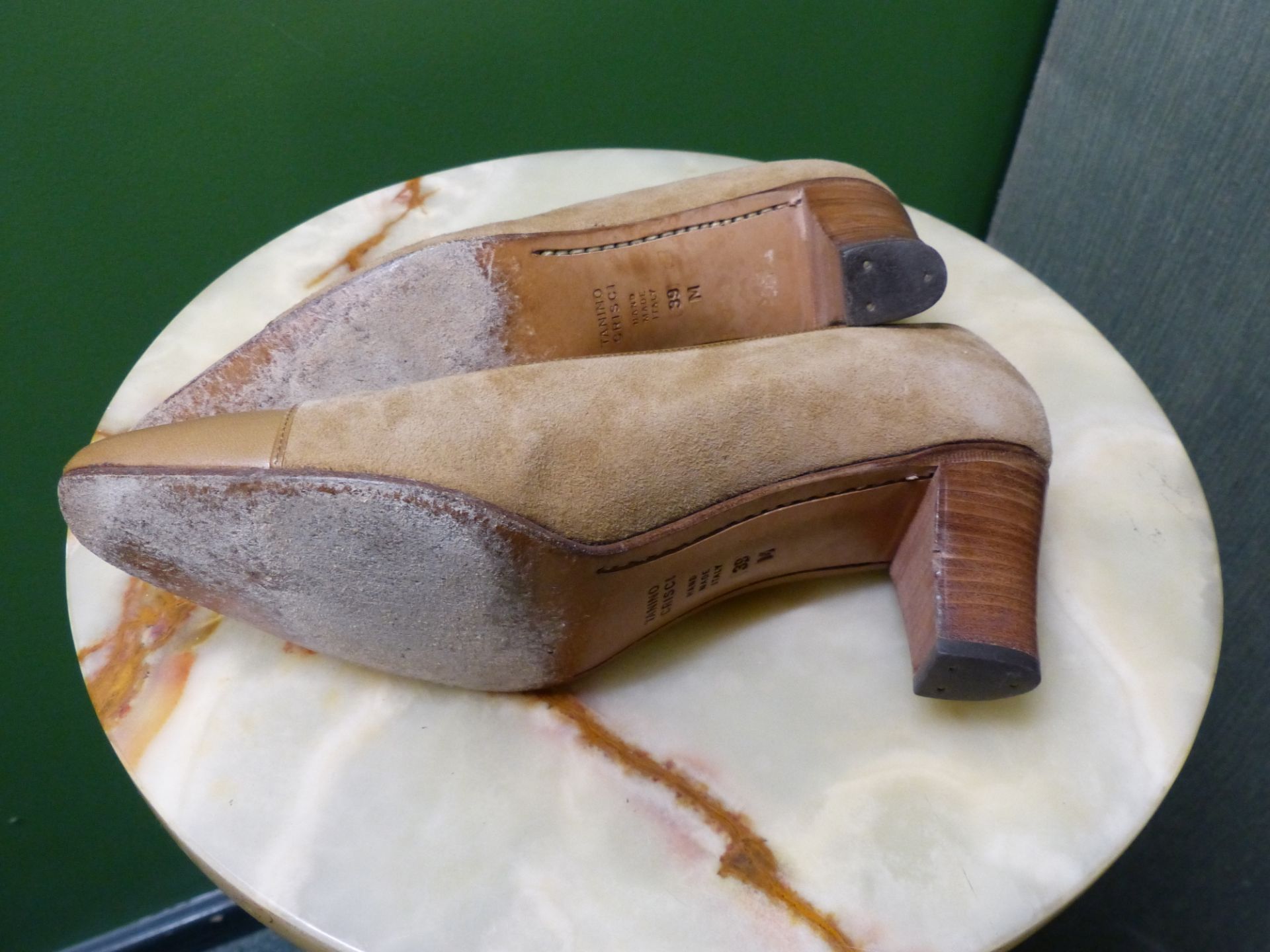 SHOES. TANINO CRISCI LEATHER AND SUEDE CAMEL HEALS EUR SIZE 39. UNUTZER LEATHER BROWN FLATS EUR SIZE - Image 8 of 8