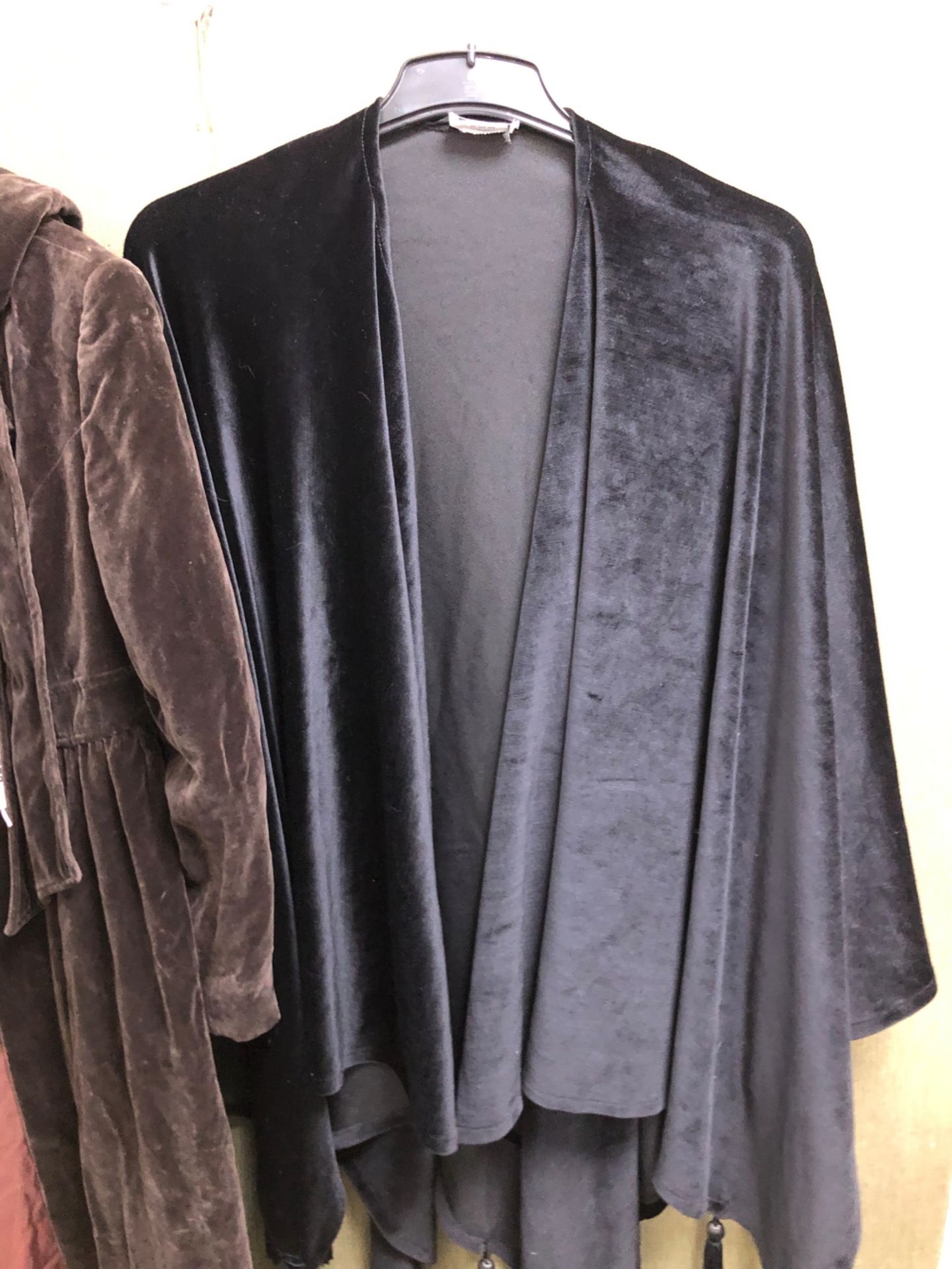 A FRANK USHER VELVET CAPE WITH TASSEL TRIM AND A MONO MADE IN ENGLAND BROWN VELVET HOODED LONG - Image 2 of 9