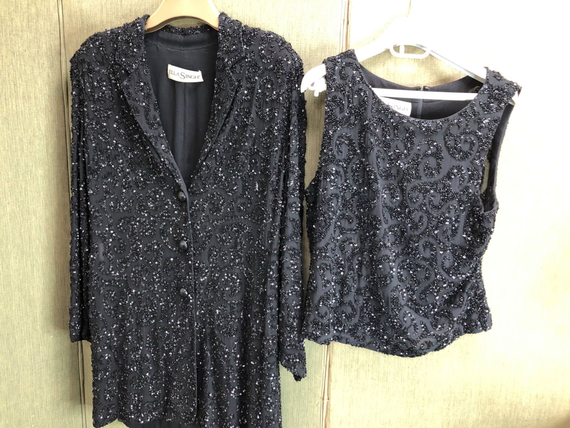 A ELLA SINGH BLACK SEQUIN JACKET SIZE 42 AND MATCHING VEST TOP SIZE 40