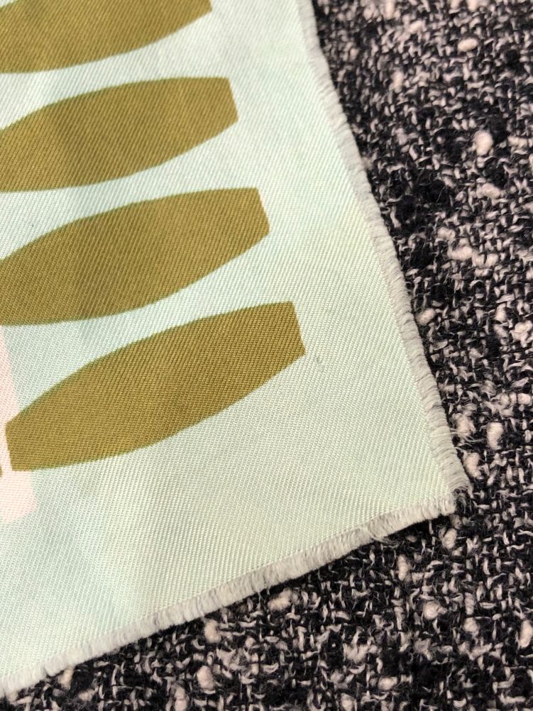 SCARF. CHRISTIAN DIOR OLIVE AND MINT SILK SCARF. 76 x 76 cm - Image 6 of 11
