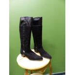 BOOTS. LORENZO BANFI MILANO. KNEE HIGH SUEDE AND LEATHER BLACK BOOTS. SIZE EUR 39.5.