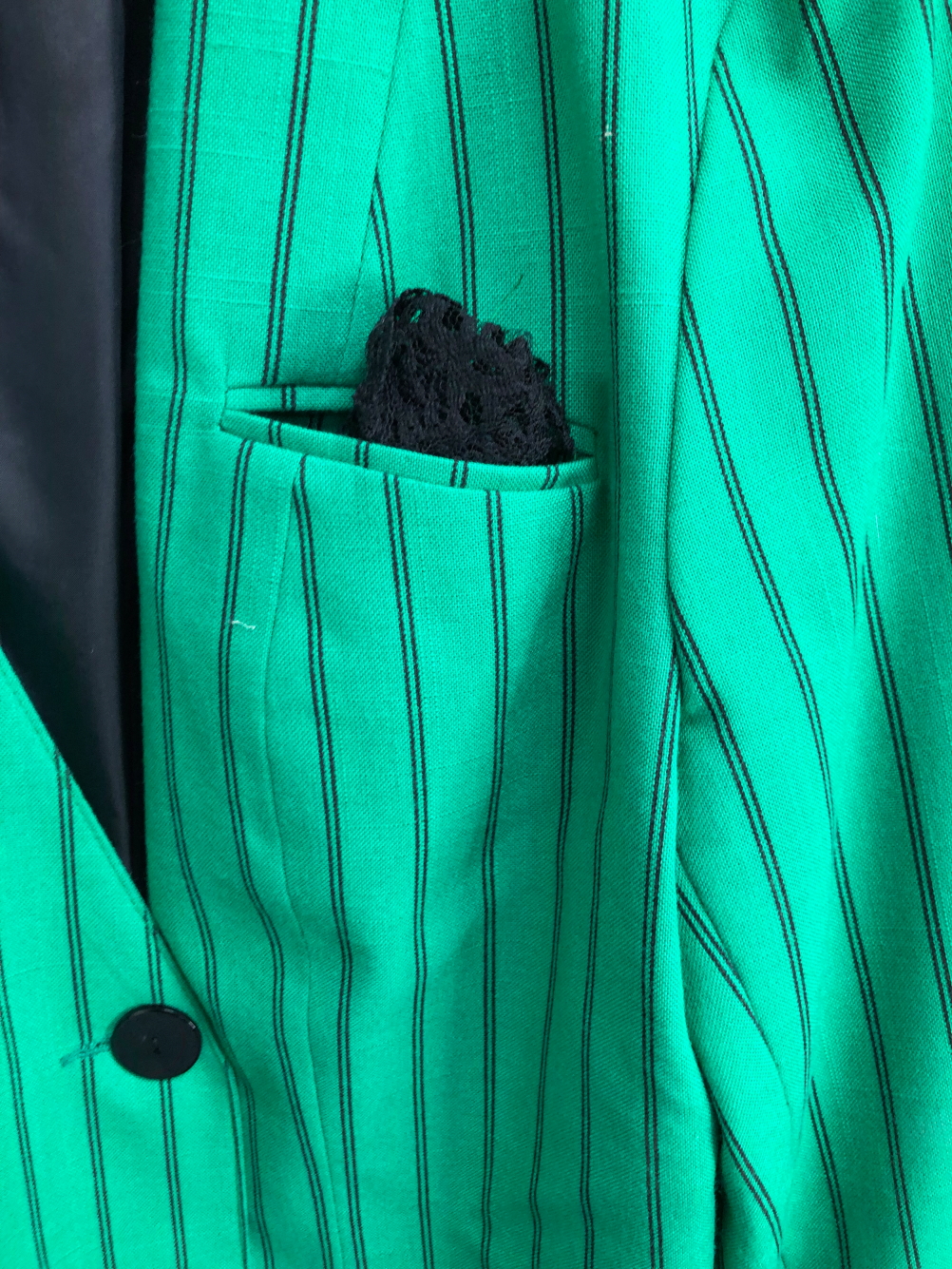 DRESS: PRINCIPLES, BLACK VELVET, SIZE 14, A JANE HAMILTON, BLACK STRIPED GREEN WITH BLACK JACKET - Image 4 of 7