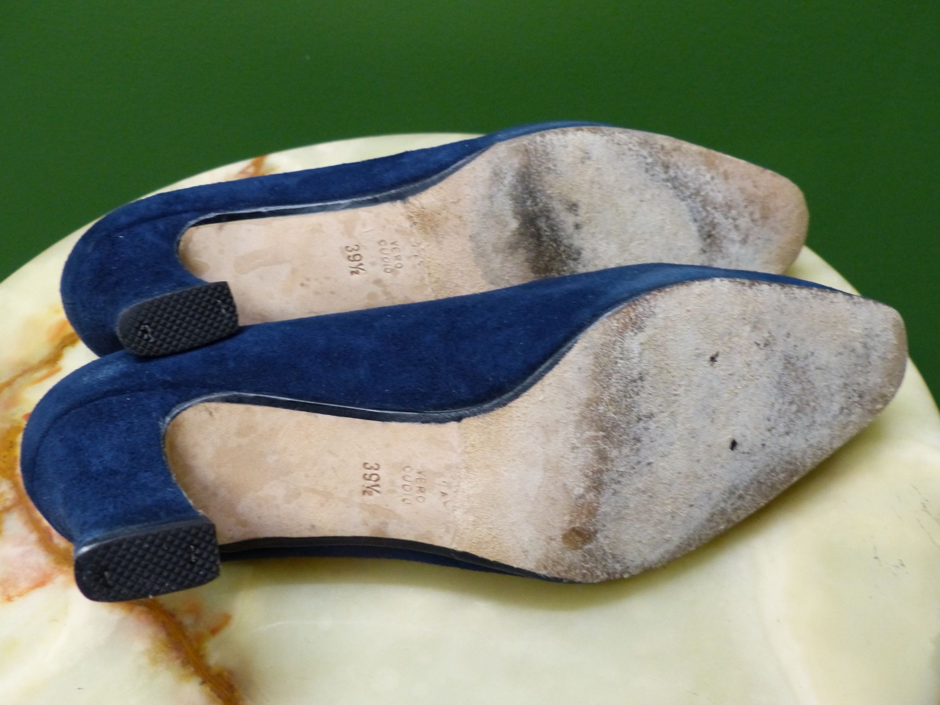SHOES. SUTOR MANTELLASSI BROWN LEATHER HEALED EUR SIZE 39.5 (BOXED) TOGETHER WITH CHICCA LONDON BLUE - Image 9 of 9