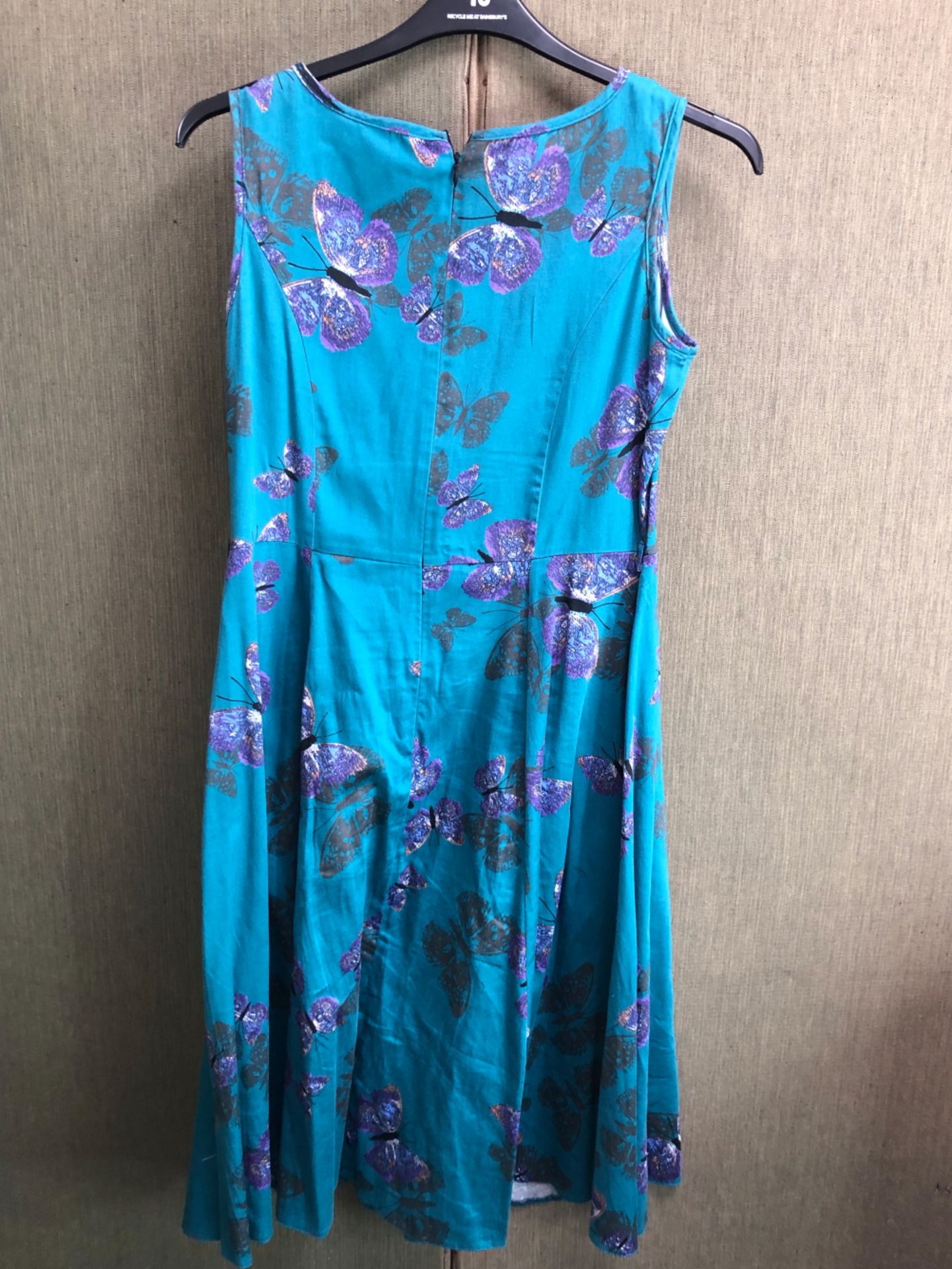 A LADY VINTAGE LONDON GREEN DRESS WITH PURPLE BUTTERFLIES SIZE 14 TOGETHER WITH LIQUORISH NAVY - Image 14 of 14