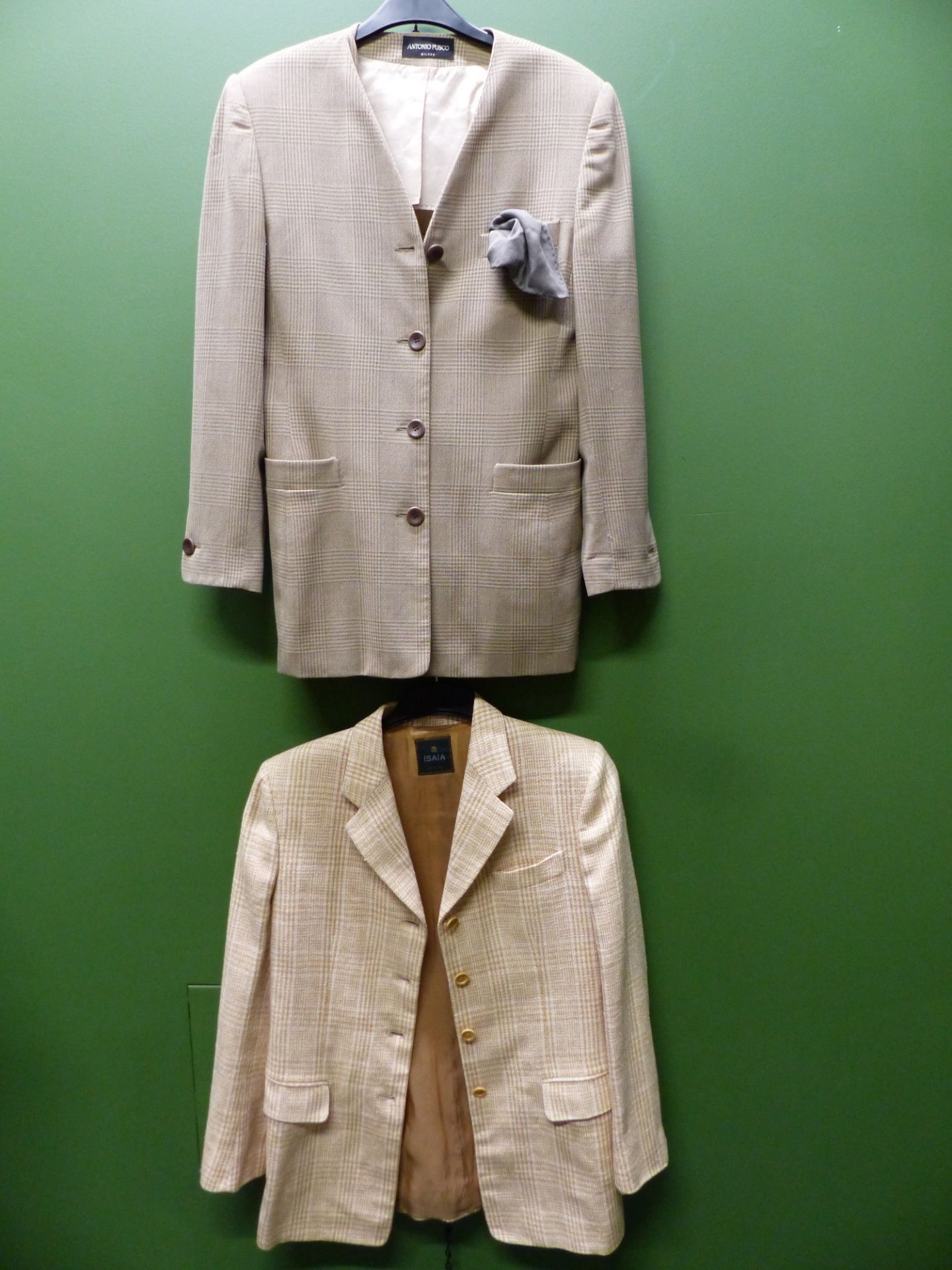 JACKETS. ANTONIO PUSCO MILANO SHOULDER TO CUFF 58.5cm, SHOULDER TO HEM 73cm, PIT TO PIT 50cm