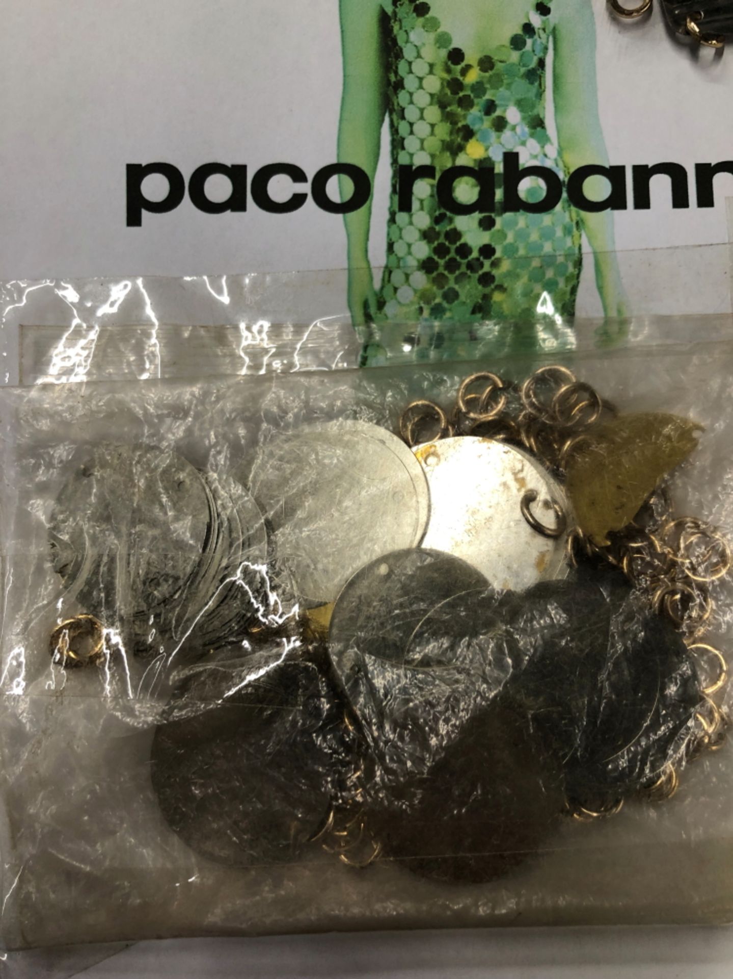 DRESS.A PACO RABANNE KIT DRESS 1997, INCLUDES ORIGINAL TAG, SEQUINS AND LINKS. - Image 17 of 17