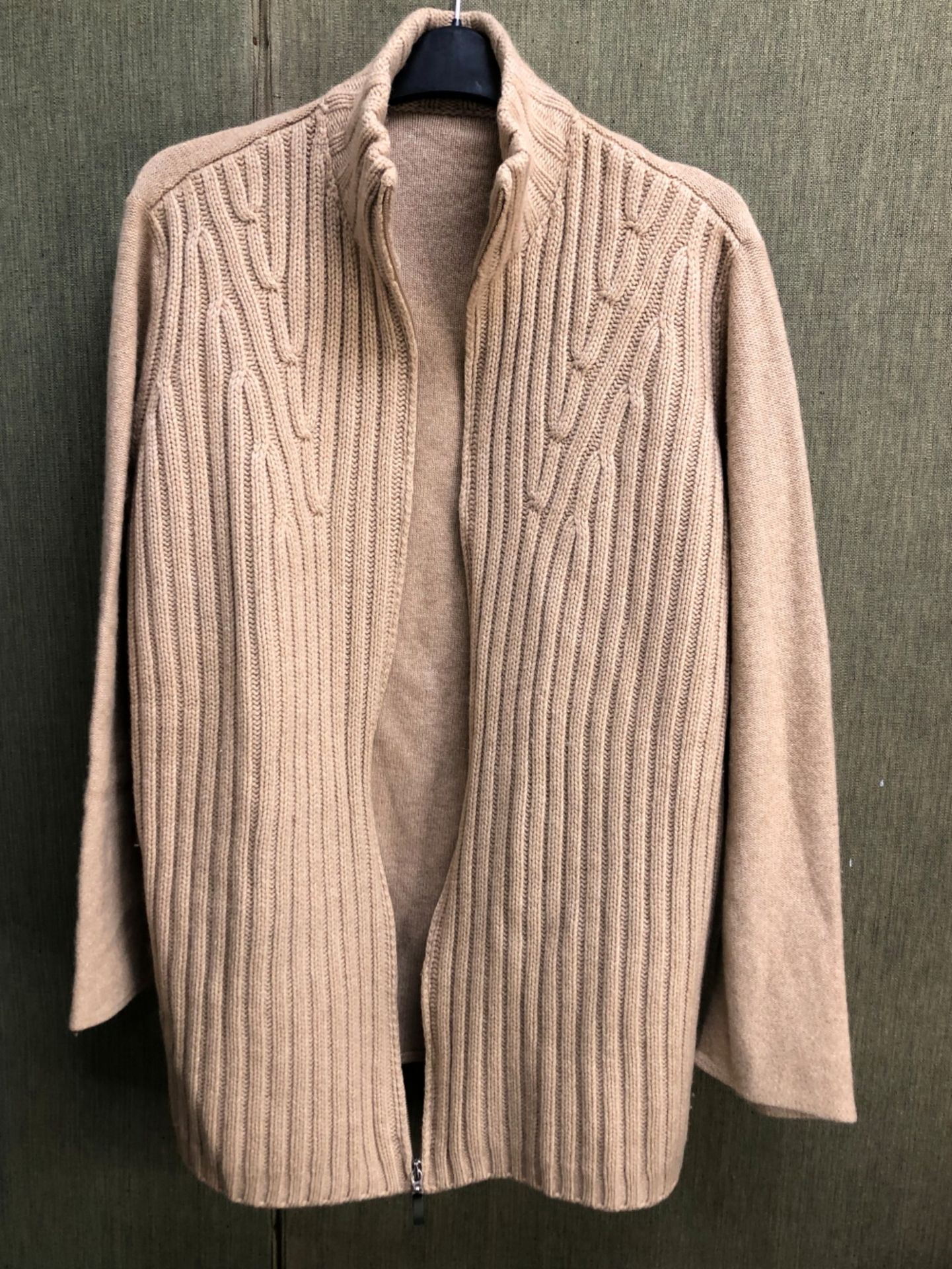 A JOHNSTONS CASHMERE 44" CABLE KNIT CARDIGAN, A KNITTED CARDIGAN WITH NECK TIE, A TSE CASHMERE - Image 11 of 16