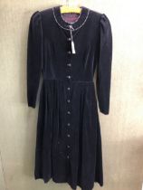 DRESS: ANNA BELINDA, BLACK VELVET, SLEEVE LENGTH 40cms, NECK TO HEM 117cms, ARMPIT TO ARMPIT 42cms.