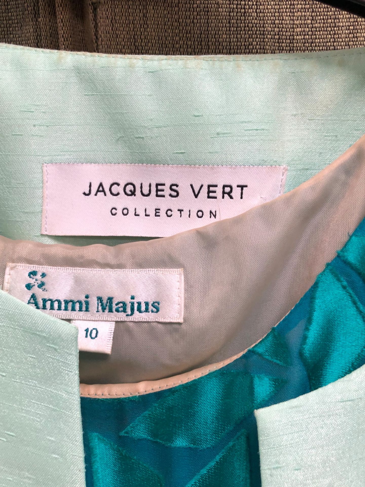 AN AMMI MAJUS GREEN DRESS SIZE 10 WITH A JACQUES VERT PALE GREEN OVER JACKET SIZE 12, A TWILIGHT - Image 9 of 17