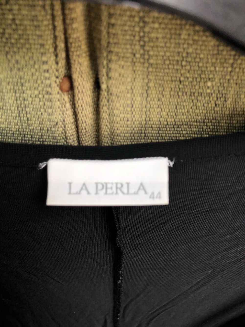 A GOTTEX BLACK AND WHITE CHECK LONG SLEEVED SHEER DRESS SIZE SMALL AND A LA PERLA SIZE 44 BLACK - Bild 20 aus 25