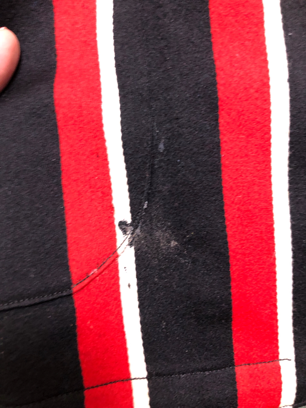 BLAZER. A MANS RED, BLACK AND WHITE BOATING BLAZER WITH ARMORIAL ON THE POCKET. PIT TO PIT 46cms, - Image 8 of 10