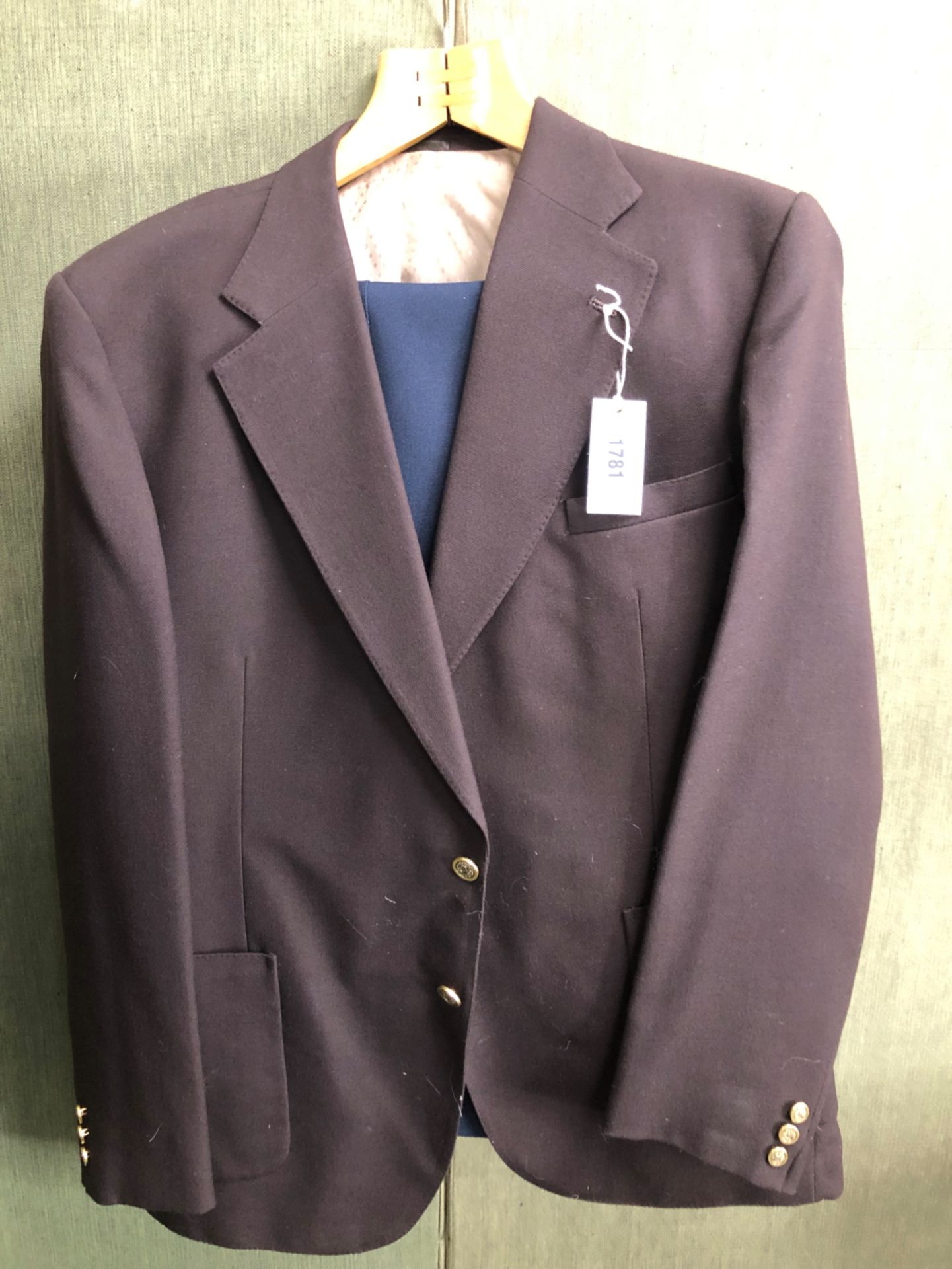 BLAZER AND TROUSERS: MAN IN WOOL, BROWN JACKET, CHEST 42", C&A BLUE TROUSERS, WAIST 40", A DOUBLE - Image 10 of 12