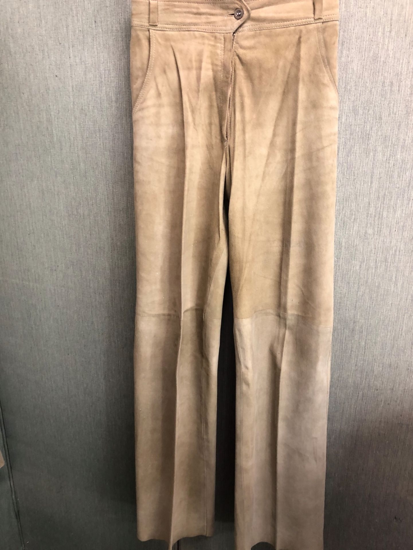 TWO PAIRS OF PATTI SEARLE PALE GREEN FLARED SUEDE TROUSERS ONE 38 INCH HE OTHER 34 INCH, TOGETHER - Image 14 of 26