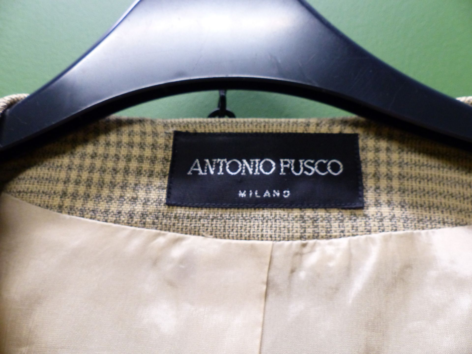 JACKETS. ANTONIO PUSCO MILANO SHOULDER TO CUFF 58.5cm, SHOULDER TO HEM 73cm, PIT TO PIT 50cm - Image 8 of 14