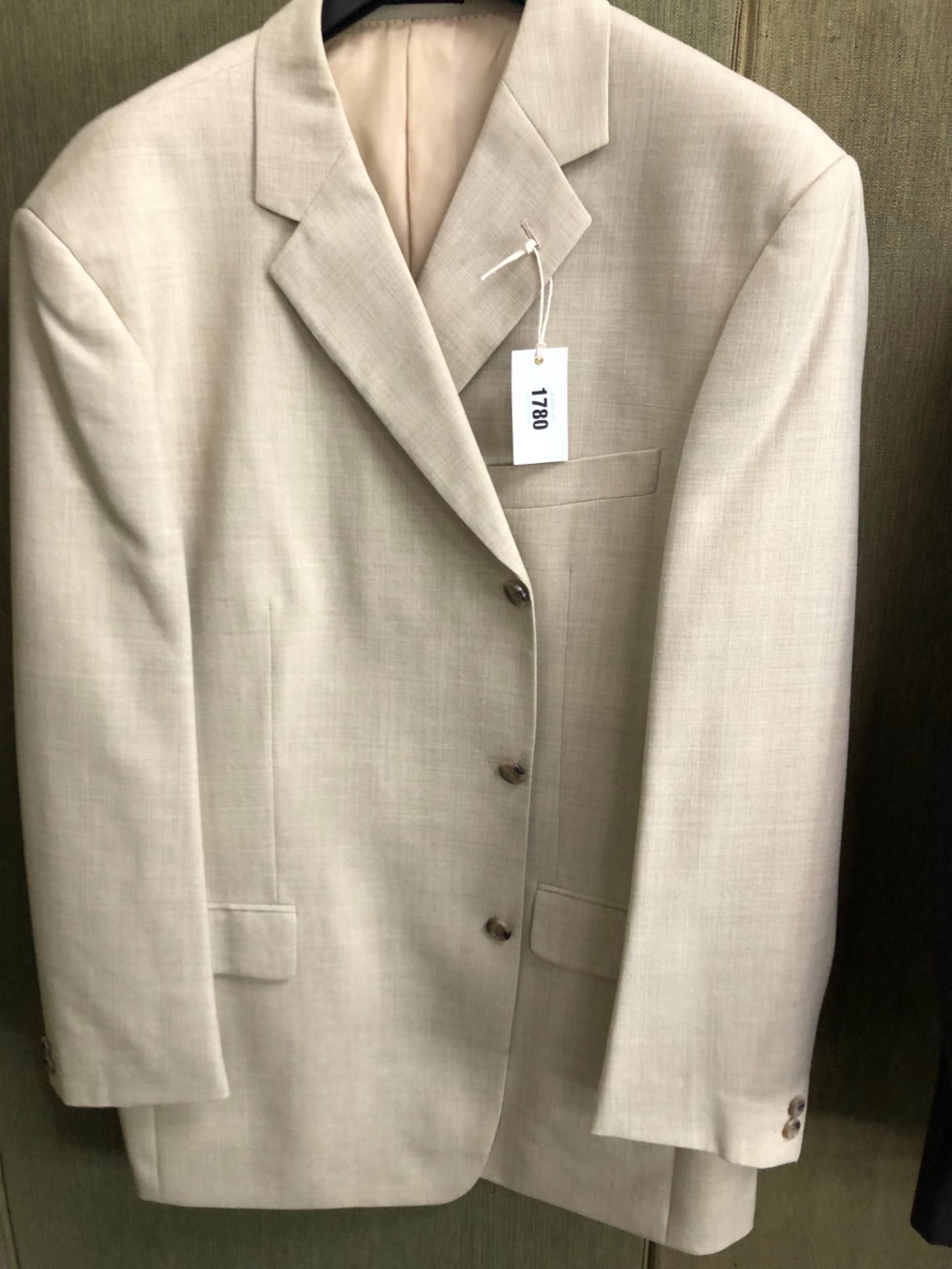 JACKET AND SUIT: BHS, PALE OATMEAL, CHEST 47", AND A GENTS DOUBLE BREASTED SUIT, MARKS AND - Bild 3 aus 8