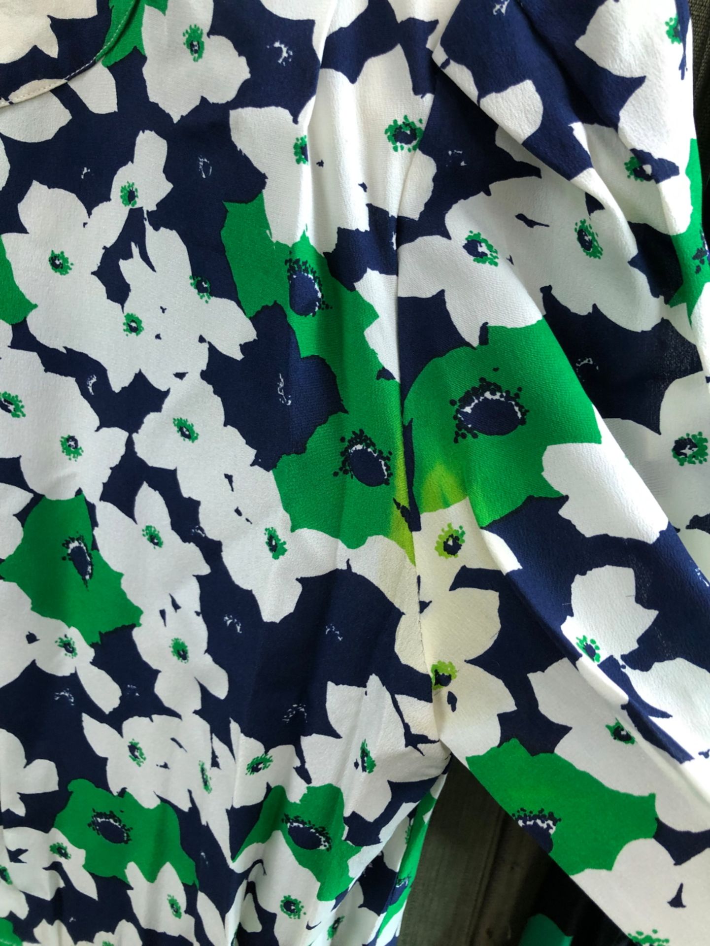 A CELINE PARIS BLUE, WHITE AND GREEN FLORAL PRINT DRESS SIZE 40, AND A FURTHER SCOOP BACK DRESS OF - Image 11 of 12