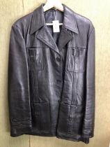 GENTS BLACK LEATHER JACKET: CHEST 44 TOGETHER WITH A 3/4 LENGTH DUFFLE COAT: TANNIMPLEX, CHEST 47