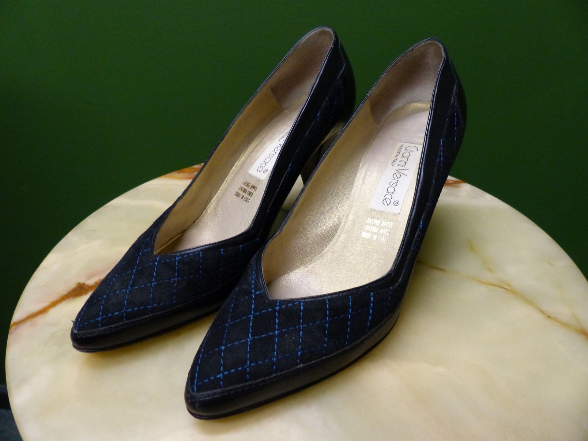 SHOES. GIANNI VERSACE ITALIAN BLACK WITH NAVY STITCH HEELS. EURO SIZE 39. HEEL HEIGHT 8cm.