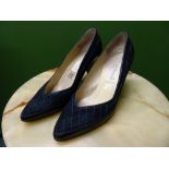 SHOES. GIANNI VERSACE ITALIAN BLACK WITH NAVY STITCH HEELS. EURO SIZE 39. HEEL HEIGHT 8cm.