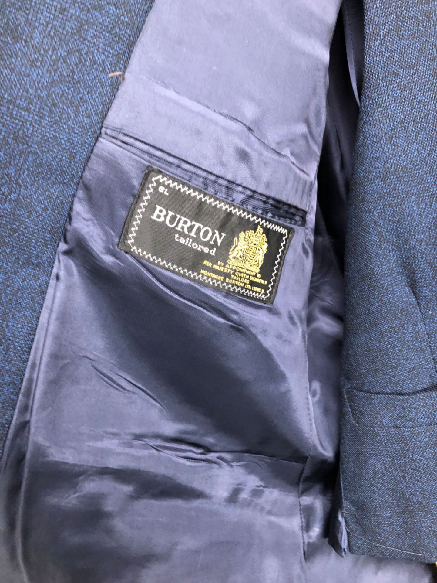 GENTS 3 PIECE SUIT: BURTON, DEEP BLUE, CHEST 42, WAIST 38 TOGETHER WITH JACKET: BERKETEX, SLATE - Image 3 of 6