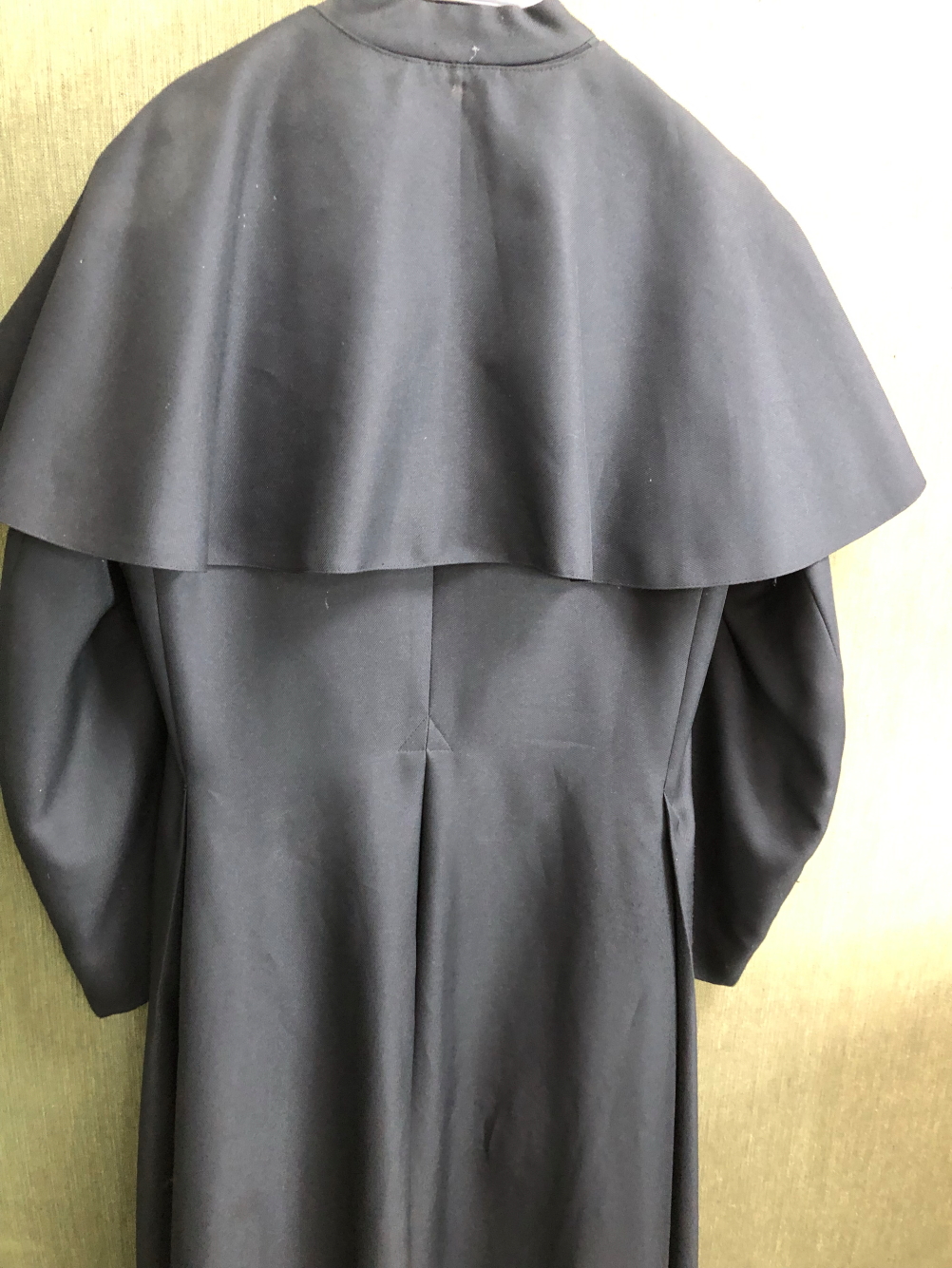 CASSOCK. A WIPPELL & CO ROMAN CATHOLIC BLACK CAPED CASSOCK. SHOULDER TO HEM 154cms. - Image 4 of 4
